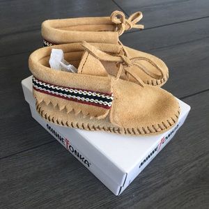 Minnetonka Shoes